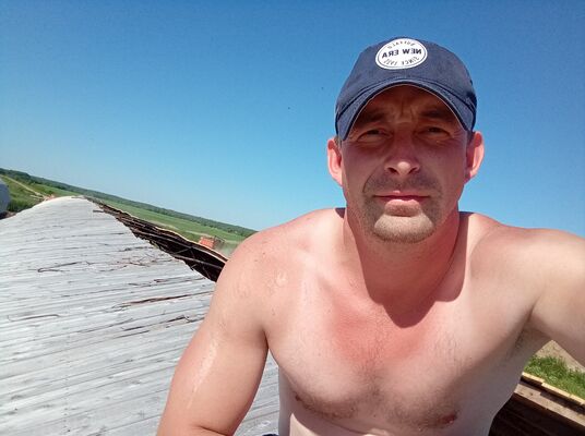  ,   Pavel, 32 ,   ,   , c , 