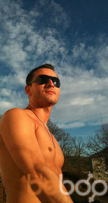  ,   Viktor, 44 ,   
