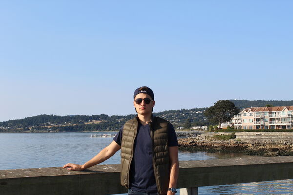  ,   Vlad, 27 ,   ,   