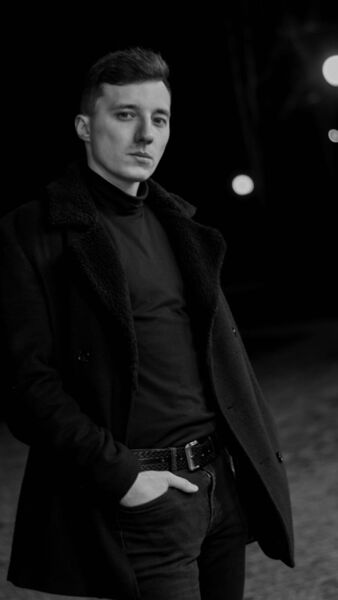  ,   Andrey, 28 ,  