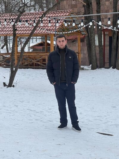  ,   Vahe, 21 ,   ,   