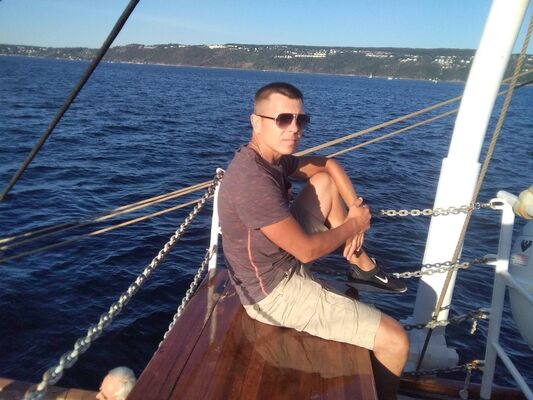  ,   Marek, 45 ,   ,   , c 