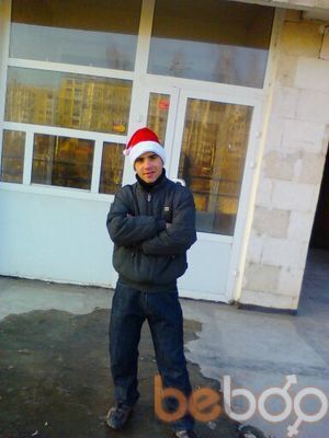  ,   Valik, 32 ,   