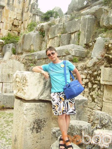  905487  Anton, 44 ,    