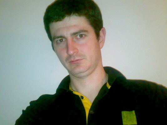  ,   Erik, 35 ,   