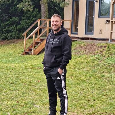  ,   Luukasz, 26 ,   ,   