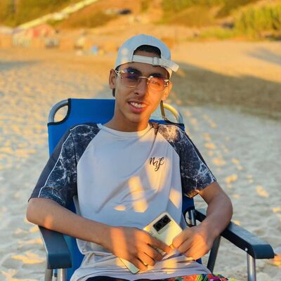  Algiers,   Amine, 19 ,   ,   