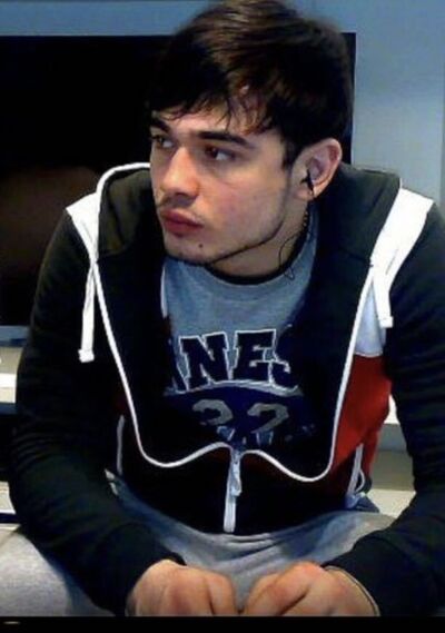  -,   , 32 ,  