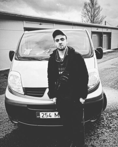  ,   Volodymyr, 19 ,   ,   