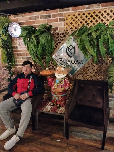  ,   Sadriddin, 25 ,   ,   