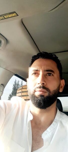  Al `Ayn,   Tarek, 40 ,  