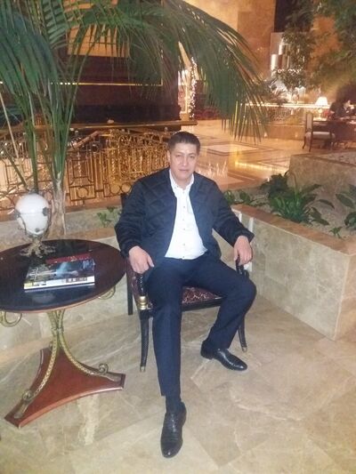 ,   Rizabek, 44 ,  