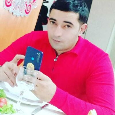  ,   Zaur, 32 ,   ,   , c 