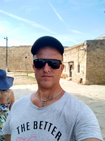 ,   Andrei, 44 ,  