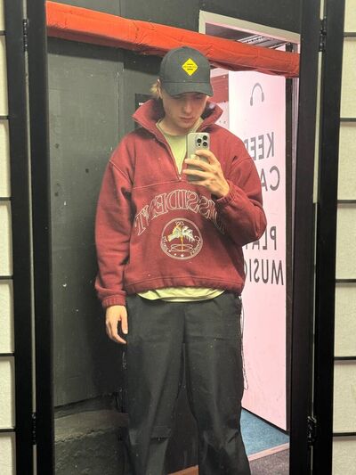  -,   , 25 ,   