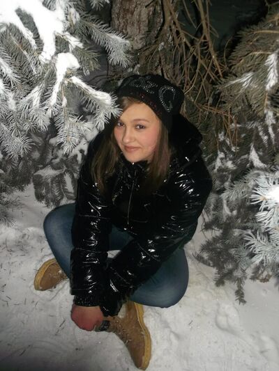  ,   Elena, 27 ,   ,   