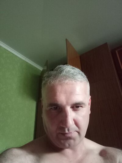  --,   , 44 ,     , c 