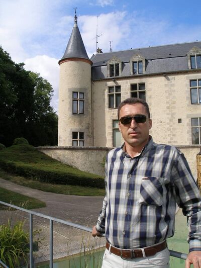  ,   Sergiu, 54 ,   ,   , c 