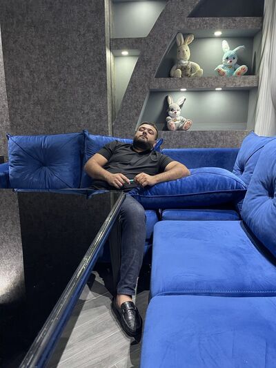  ,   Khagani, 32 ,   ,   