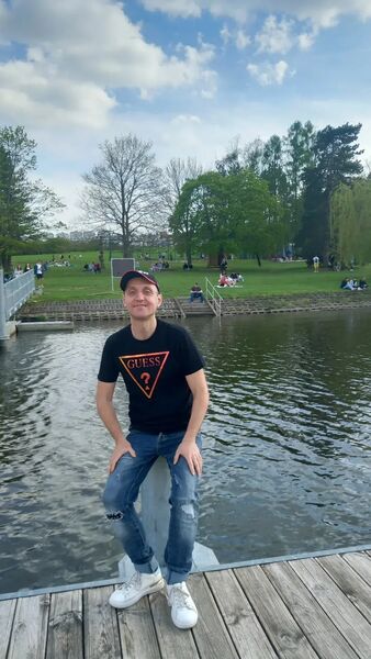  ,   Nerovin, 42 ,     , c 