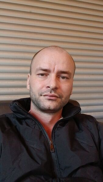  ,   Nicolae, 32 ,   ,   