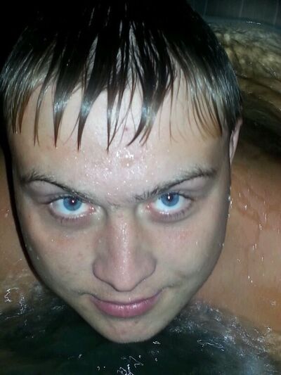  ,   Valiko, 32 ,   ,   