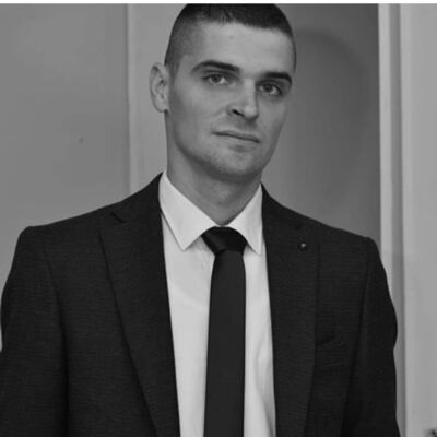  ,   Jovan, 32 ,   ,   