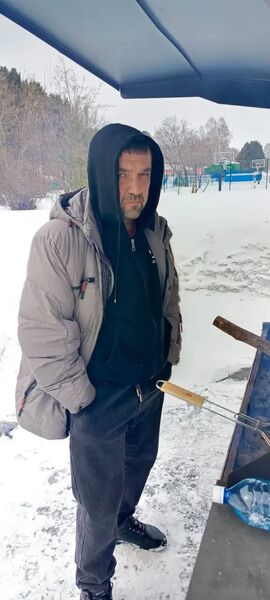  ,   Maksim, 43 ,   ,   , c , 