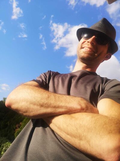  Duisburg,   , 39 ,   ,   , c 