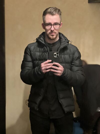  ,   Konstantin, 26 ,   ,   