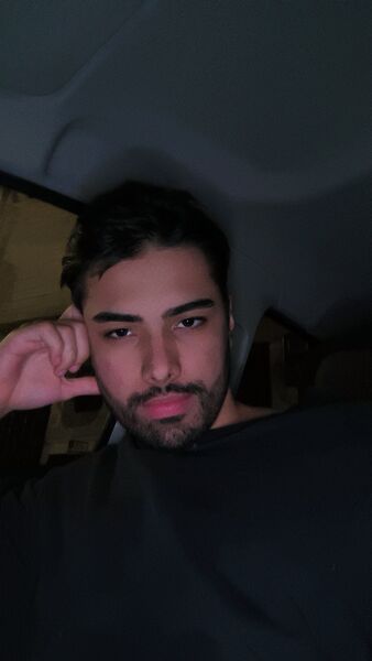 ,   Chris, 25 ,   ,   