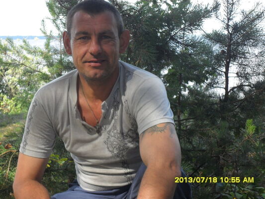  ,   Izibek, 53 ,  