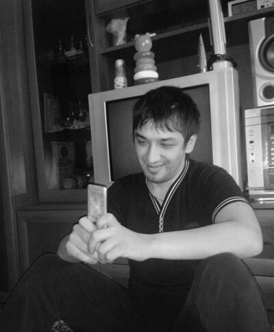  ,   Zhenek, 34 ,   