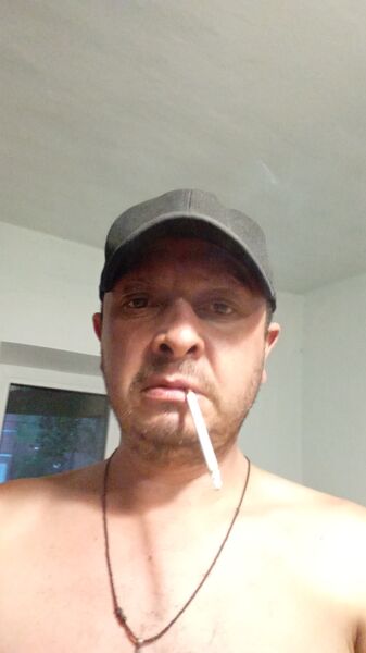  ,   Dima, 40 ,   ,   