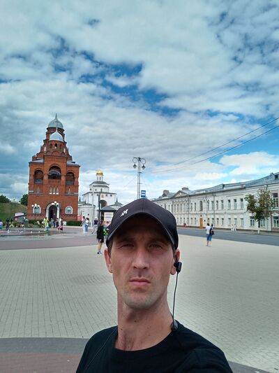  -,   Vladimir, 32 ,   ,   
