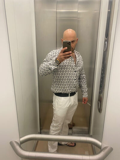  ,   Renar, 37 ,   ,   , c 