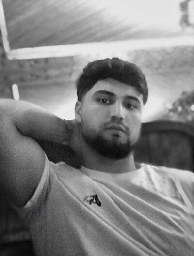  ,   Karim, 24 ,  