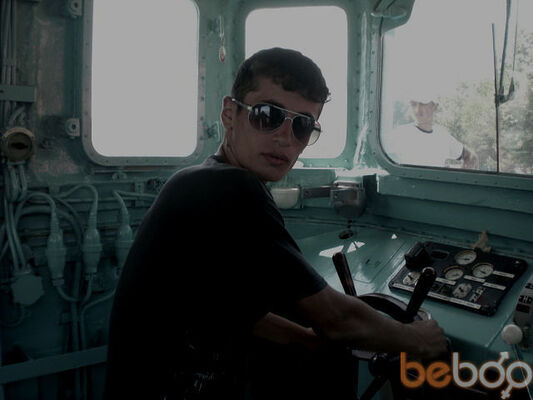  ,   VOSKANYAN, 32 ,   ,   , c 