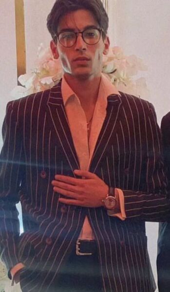  ,   David, 21 ,   ,   , c , 