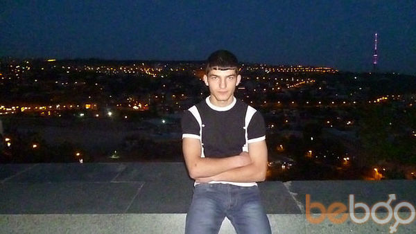  ,   Xachik, 33 ,   