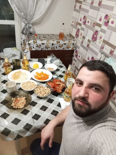  ,   Cavid, 32 ,   ,   , c , 