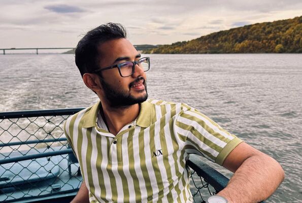  ,   Priyansh, 24 ,   ,   