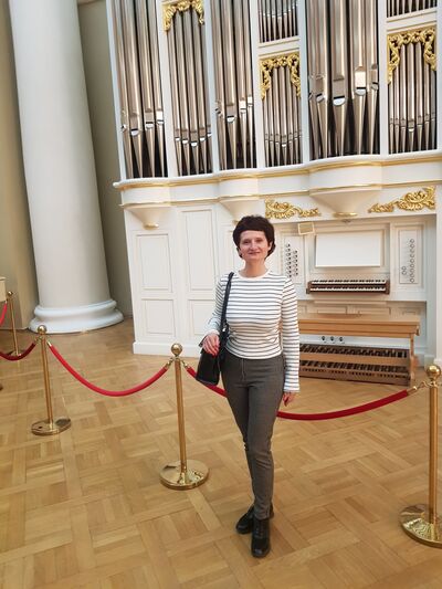  -,   Viktoriia, 50 ,   ,   , c 