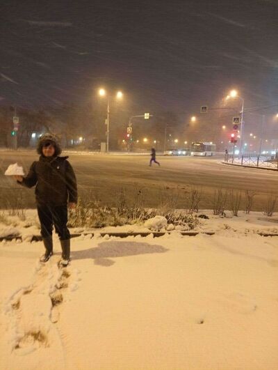  -,   Nazirjon, 25 ,   ,   