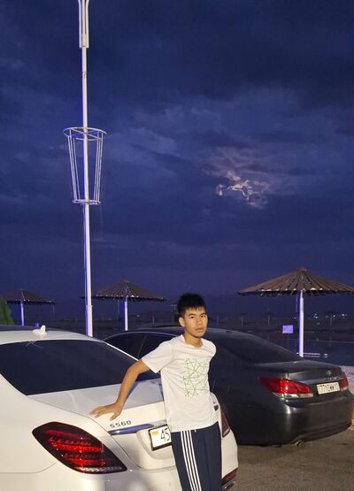  ,   Khusrav, 19 ,   ,   