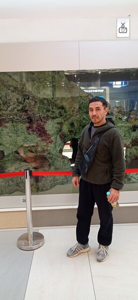  ,   Ali, 42 ,   ,   , c , 