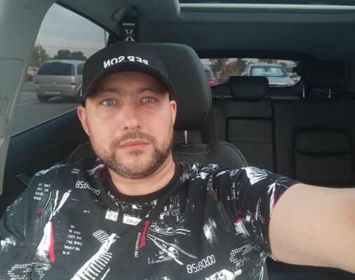  ,   Alexandar, 40 ,   ,   