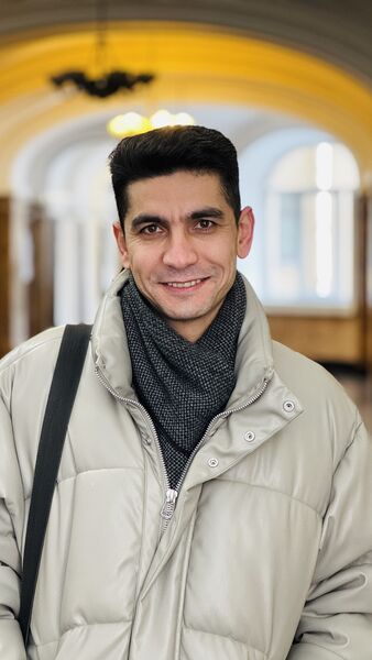  -,   Babak, 36 ,   ,   