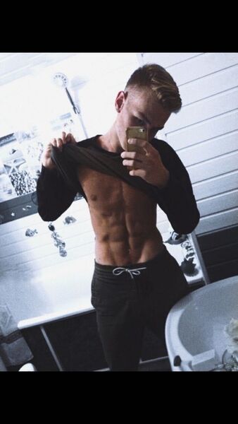  ,   Nikita, 23 ,   ,   