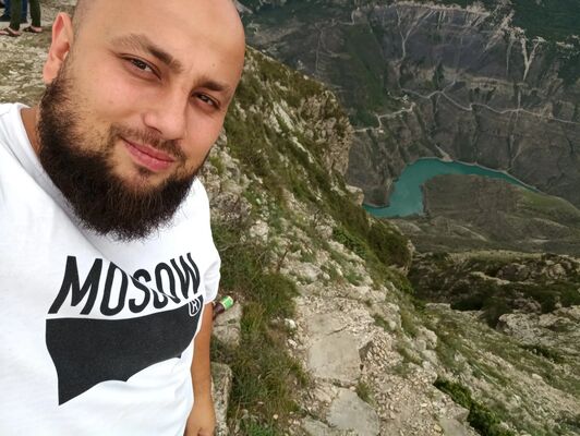  ,   Maxim, 39 ,   ,   